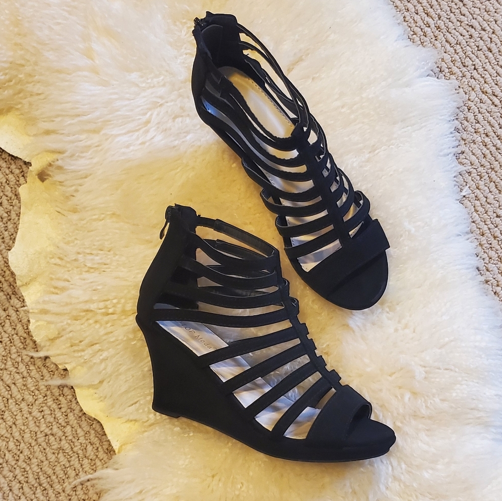 *NWOT* Top Moda Gladiator Wedge Sandal